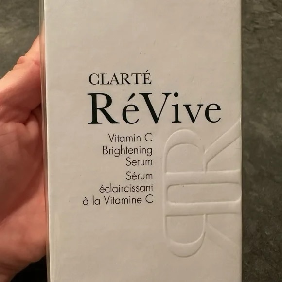 NIB RéVive Clarté Vitamin C Brightening Serum - Picture 3 of 3
